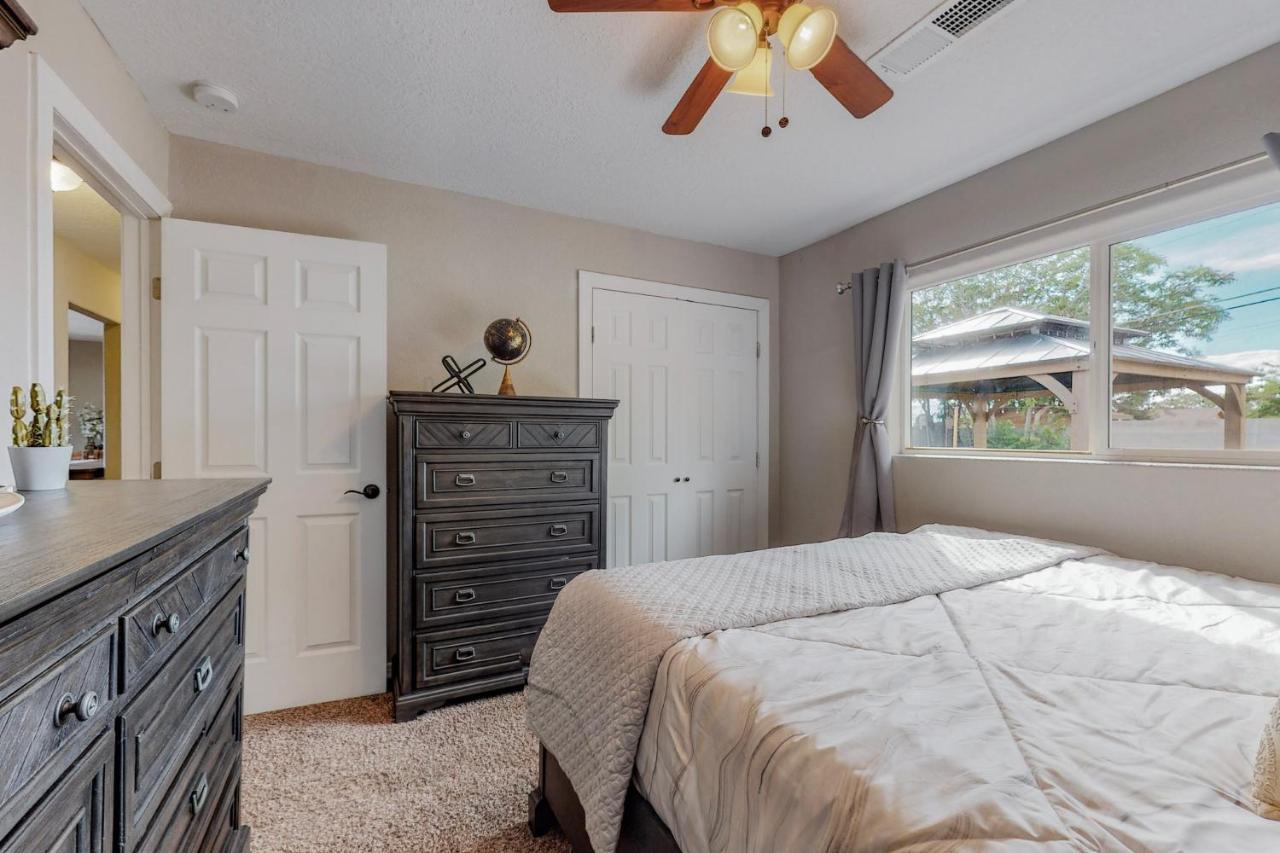 Comfortable 3-Bedroom Home With Spacious Backyard Albuquerque Eksteriør billede